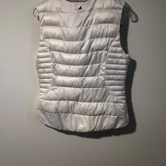 Lilly Pulitzer Vest - Picture 8 of 10